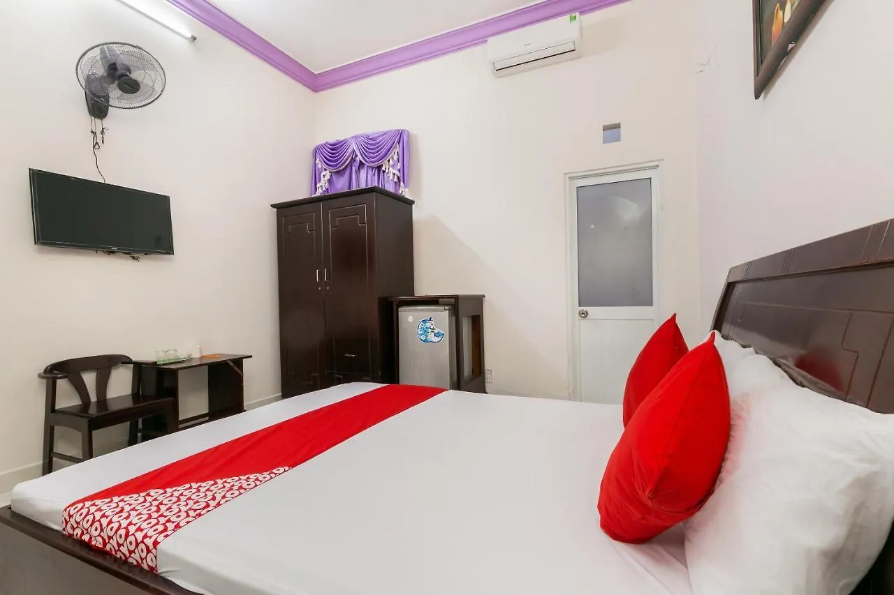 Oyo 486 Nhat Nhat Hotel Ho Chi Minh City